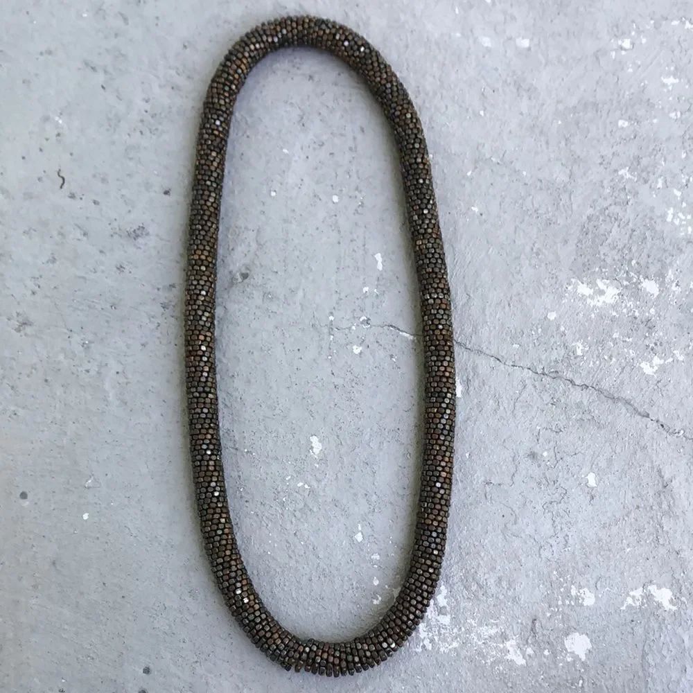 Slinky necklace